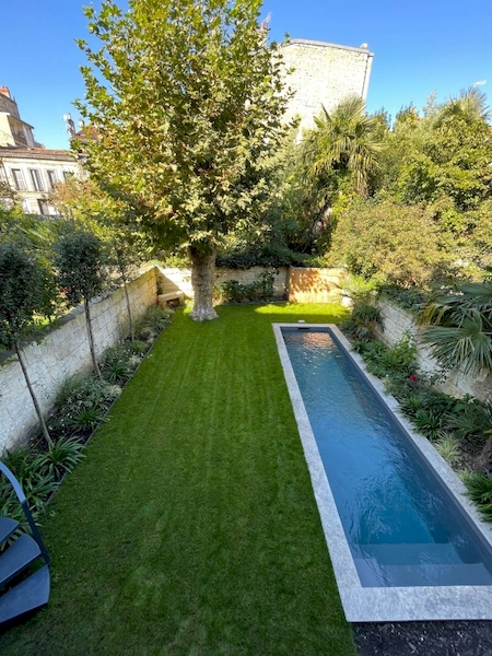 Notre zone d'activité pour ce service Trouver un jardinier professionnel déductible des impôts à Bordeaux 33 en Gironde